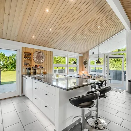 Holiday home Noreen *