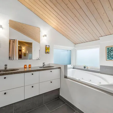 Noreen - 1-4km To The Fjord By Interhome * Hemmet